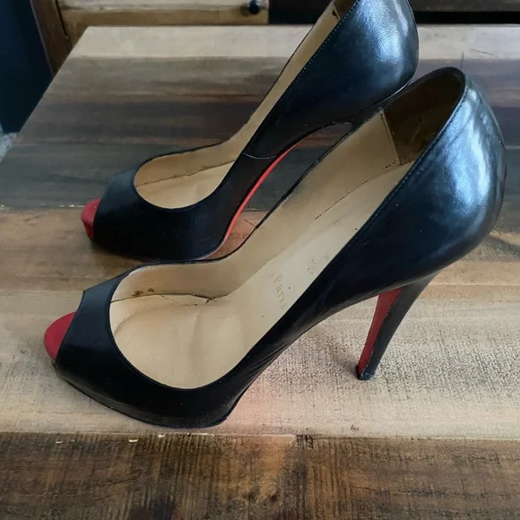 Christian Louboutin Very Prive 120mm Heels - Picture 3 of 12